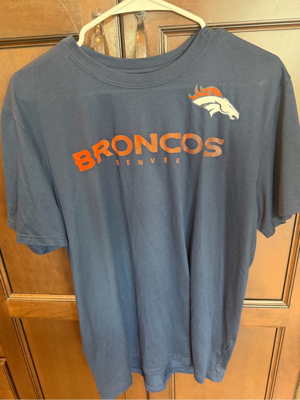Denver Broncos Nike Tee w/ Coach Jerry on back size L